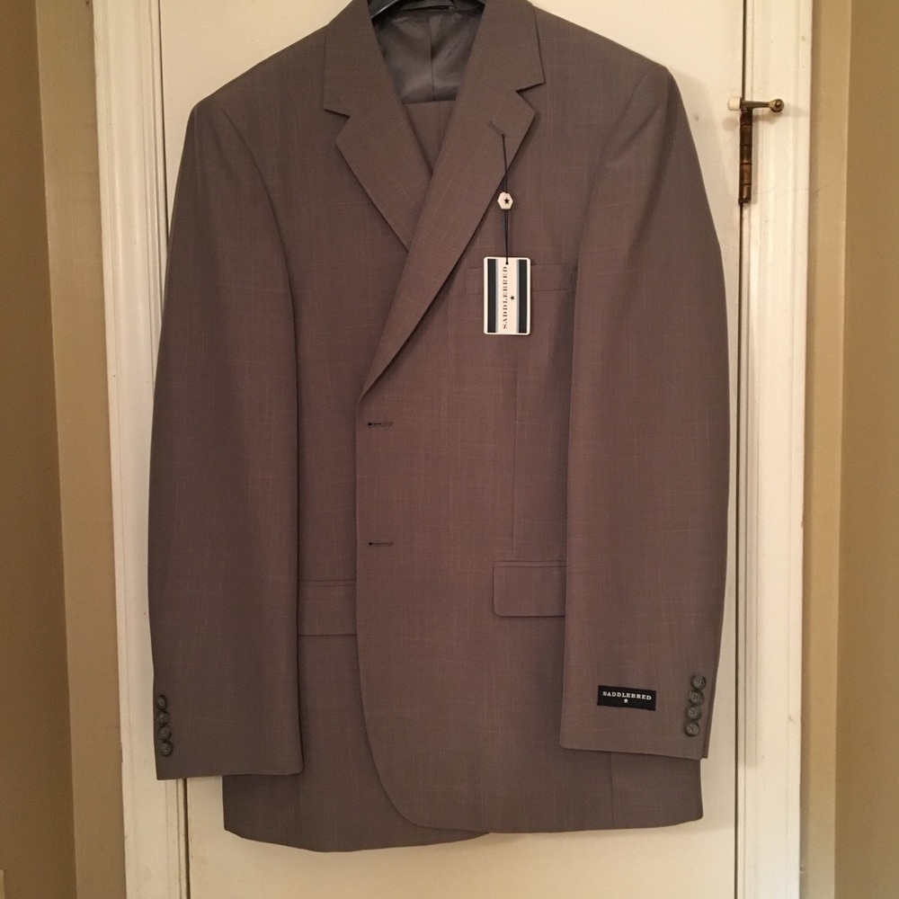 Men’s Grey Saddlebred 2 Piece Suit BRAND NEW